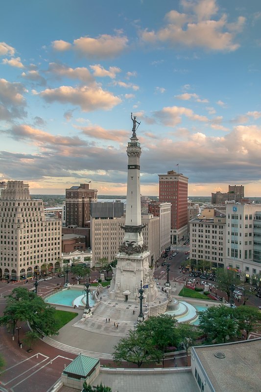 15_Soldiers_and_Sailors_Monument-1.jpg