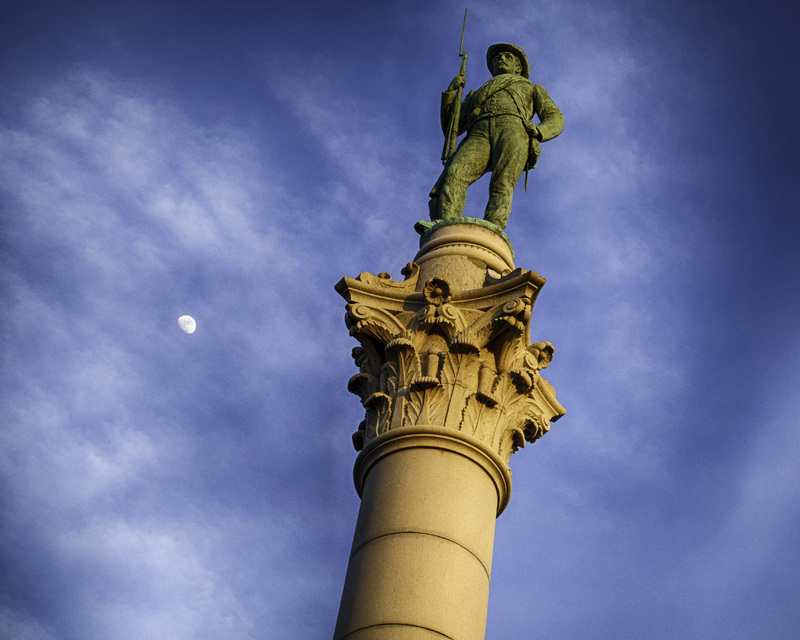 Soldiers_and_Sailors_Monument__16697614482_.jpg