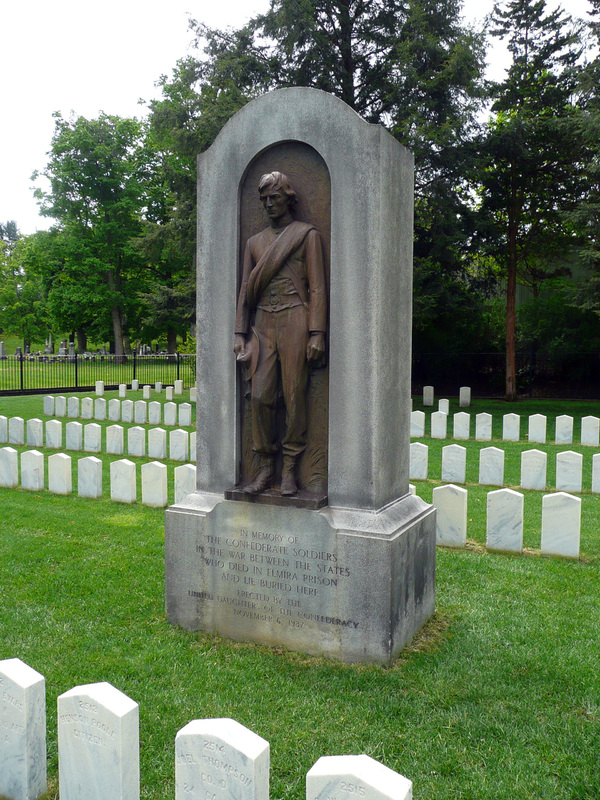 Confederate_monument_Elmira_NY.jpg