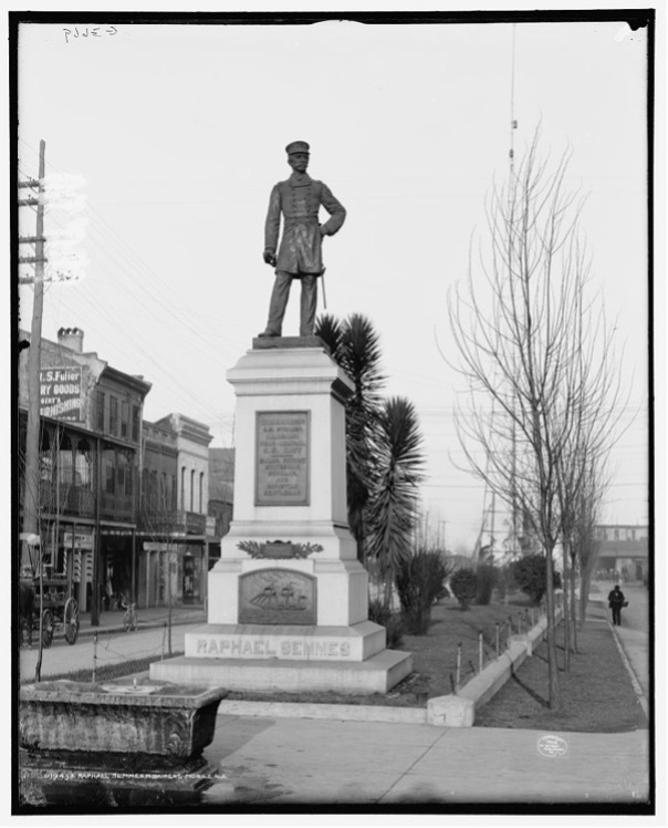 Raphael_Semmes_Monument_Photo_1906.jpg