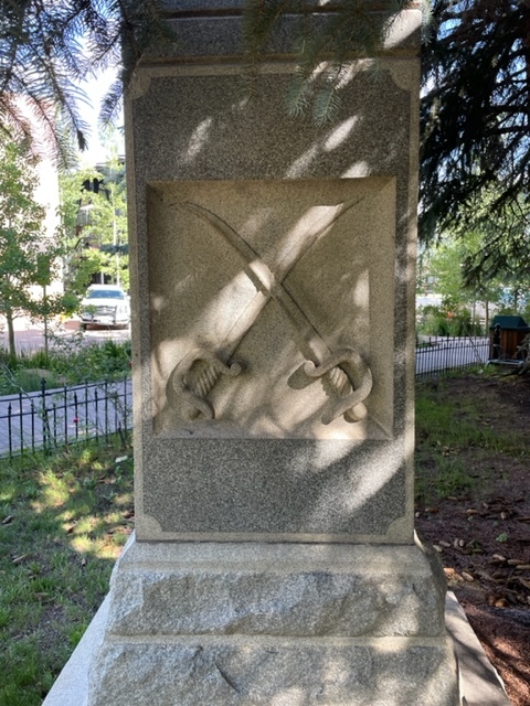 Civil_War_Colorado_-_Aspen_Civil_War_Statue__Aspen__Colorado_-_Image_4.jpg