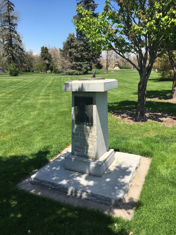 Civil_War_Colorado_-_Civil_War_Memorial_Sundial__Denver__Colorado_-_Image_1.jpeg
