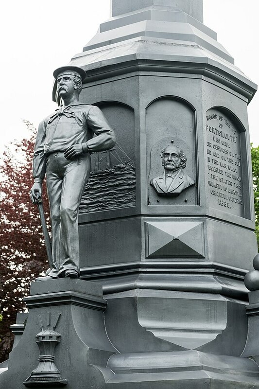 Sailors_and_Soldiers_Monument__Goodwin_Park__Portsmouth__New_Hampshire_detail.jpg